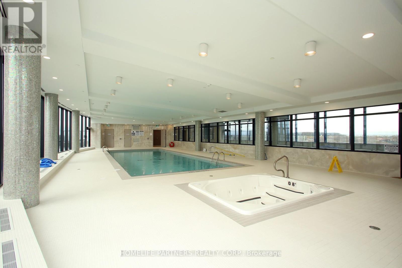 720 - 35 Watergarden Drive, Mississauga, Ontario  L5R 0G8 - Photo 17 - W13229452
