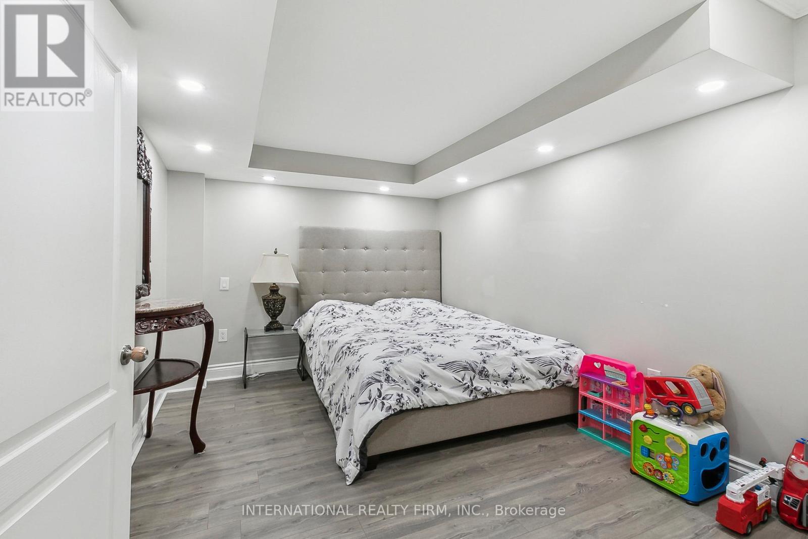 8 Redwillow Road W, Brampton, Ontario  L6P 2A3 - Photo 33 - W13229510