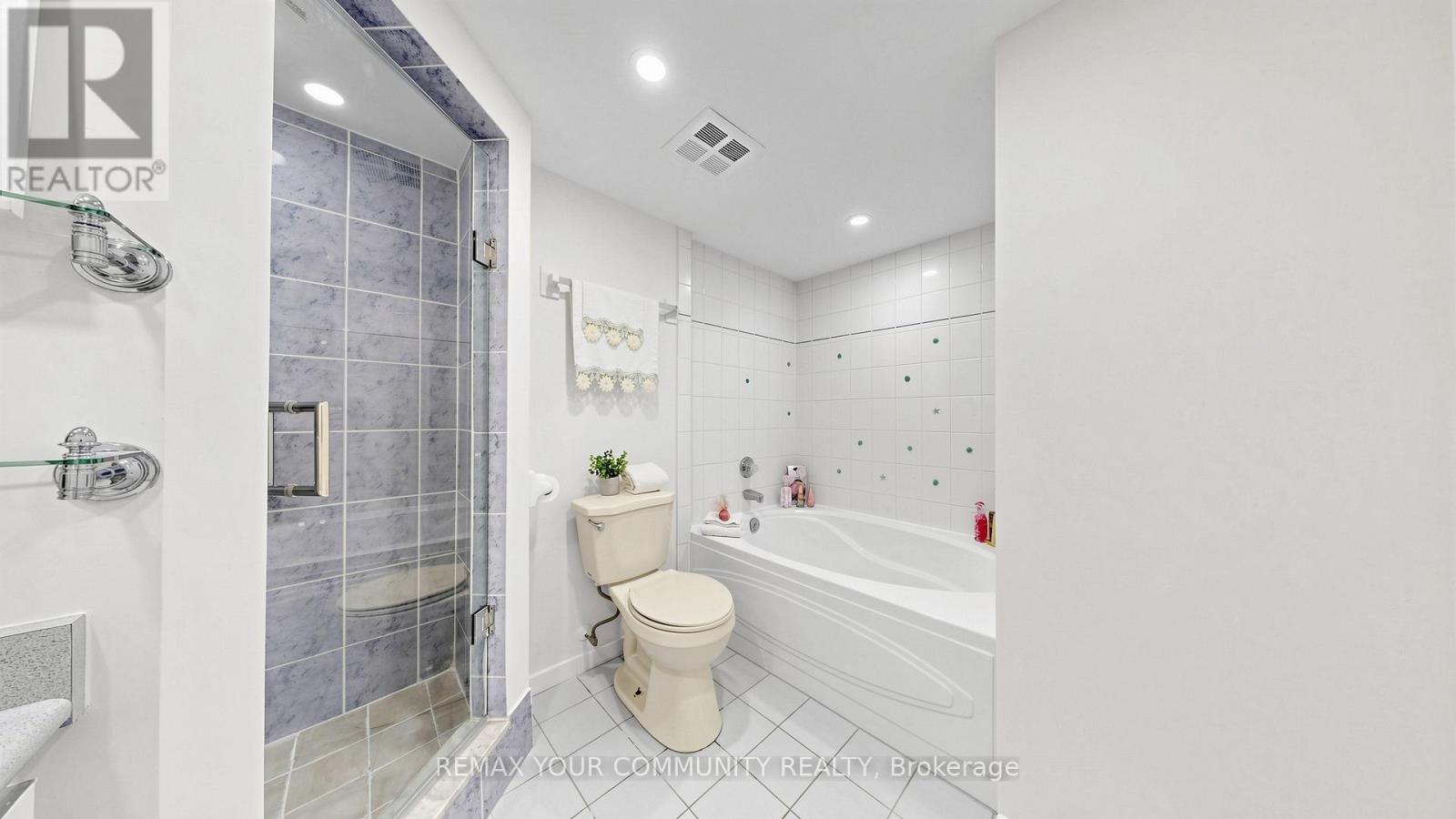 1215 - 1 Rowntree Road, Toronto, Ontario  M9V 5G7 - Photo 30 - W13229546
