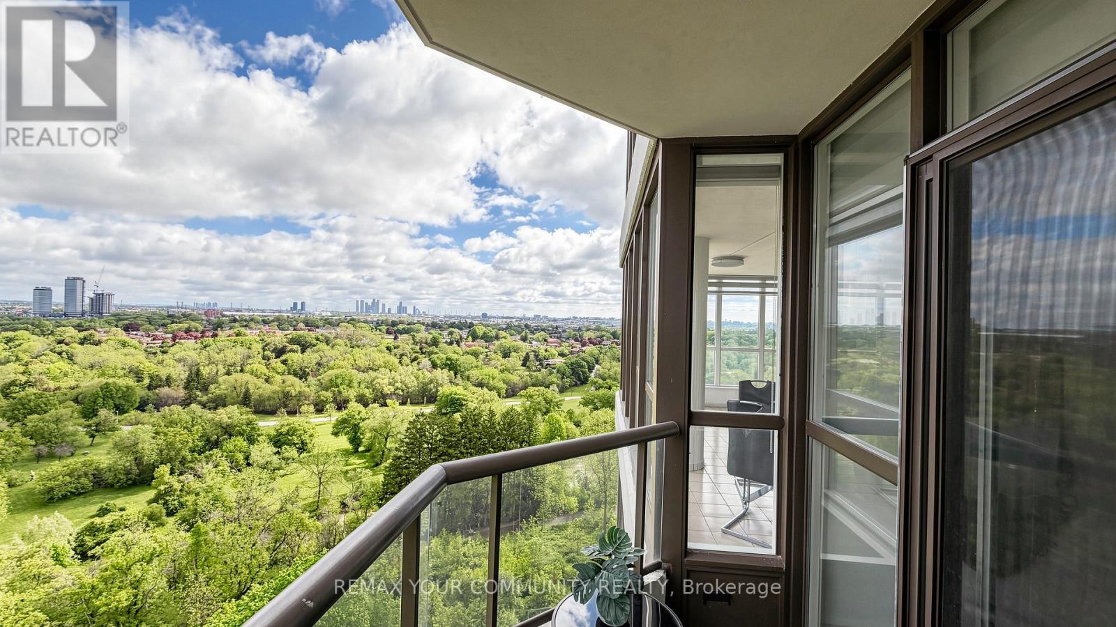 1215 - 1 Rowntree Road, Toronto, Ontario  M9V 5G7 - Photo 38 - W13229546