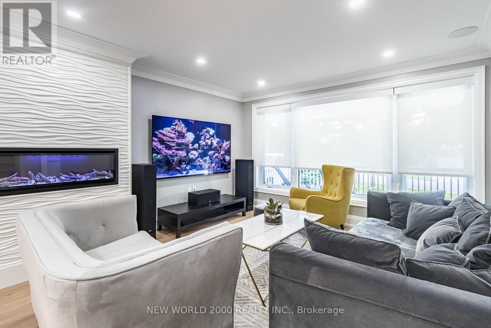 58 Comay Road, Toronto, Ontario  M6M 2L1 - Photo 10 - W13229558