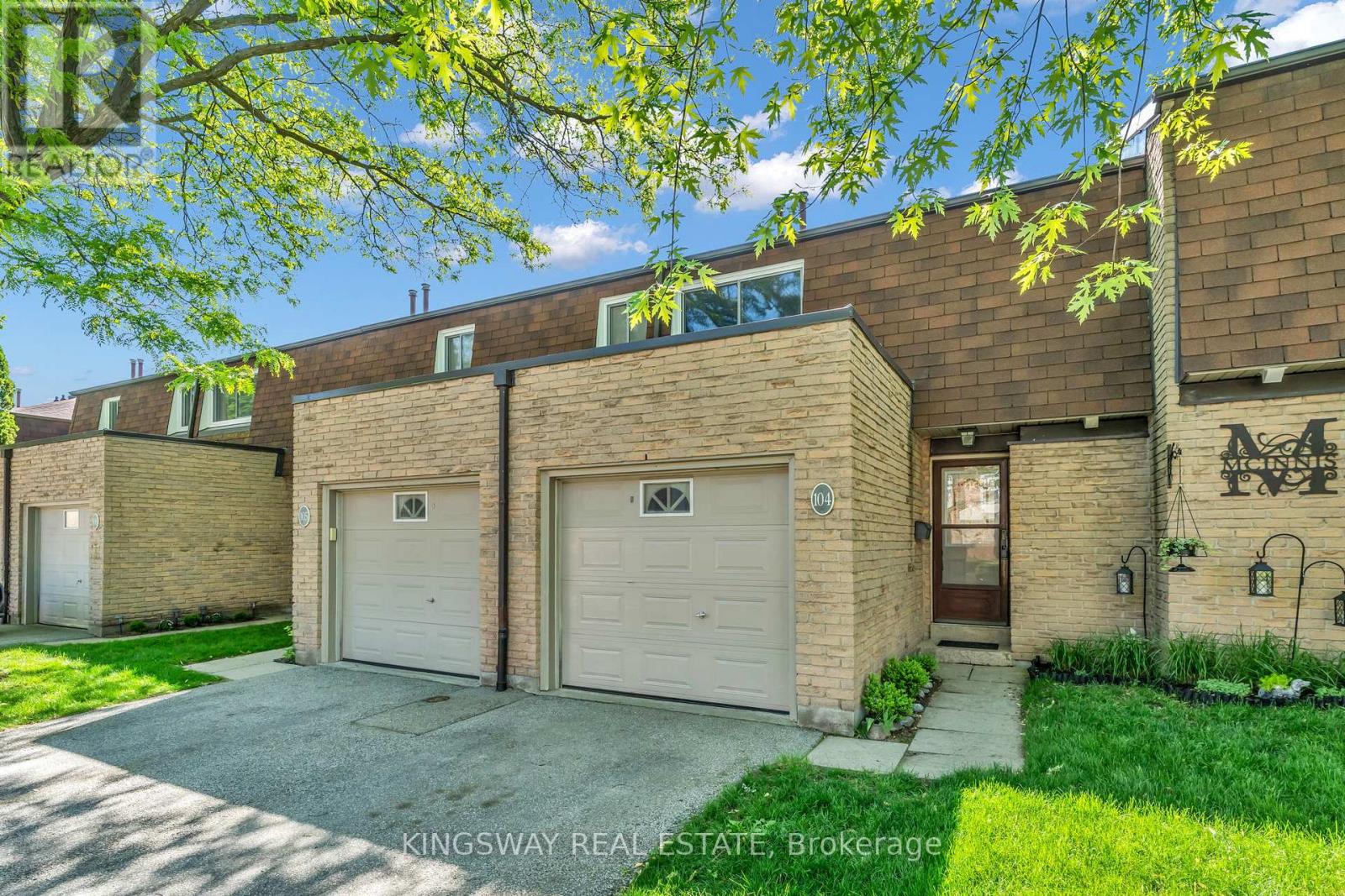 104 - 680 Regency Court, Burlington, Ontario  L7N 3L9 - Photo 1 - W13229574