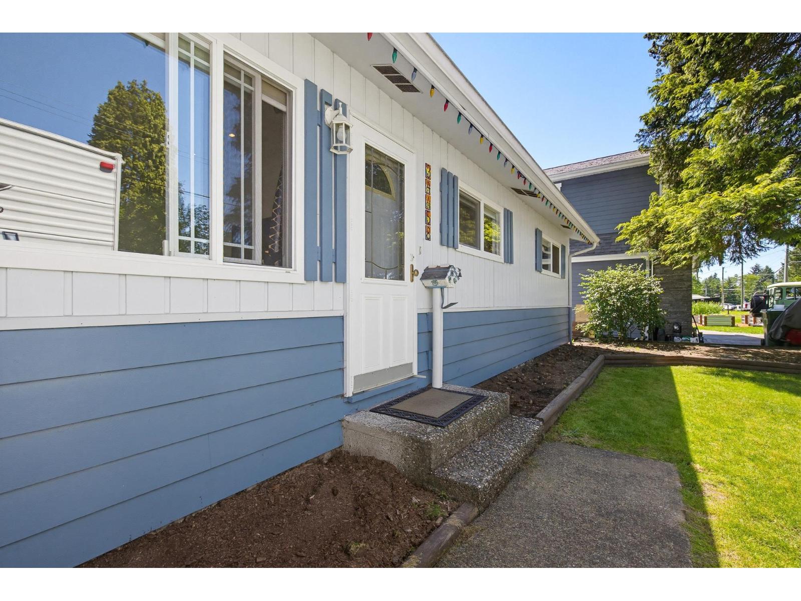 34458 Kent Avenue, Abbotsford, British Columbia  V2S 2W8 - Photo 5 - R3129933