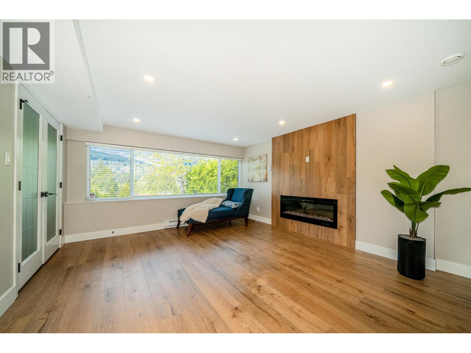 880 Jefferson Avenue, West Vancouver, British Columbia  V7T 2A4 - Photo 4 - R3130894