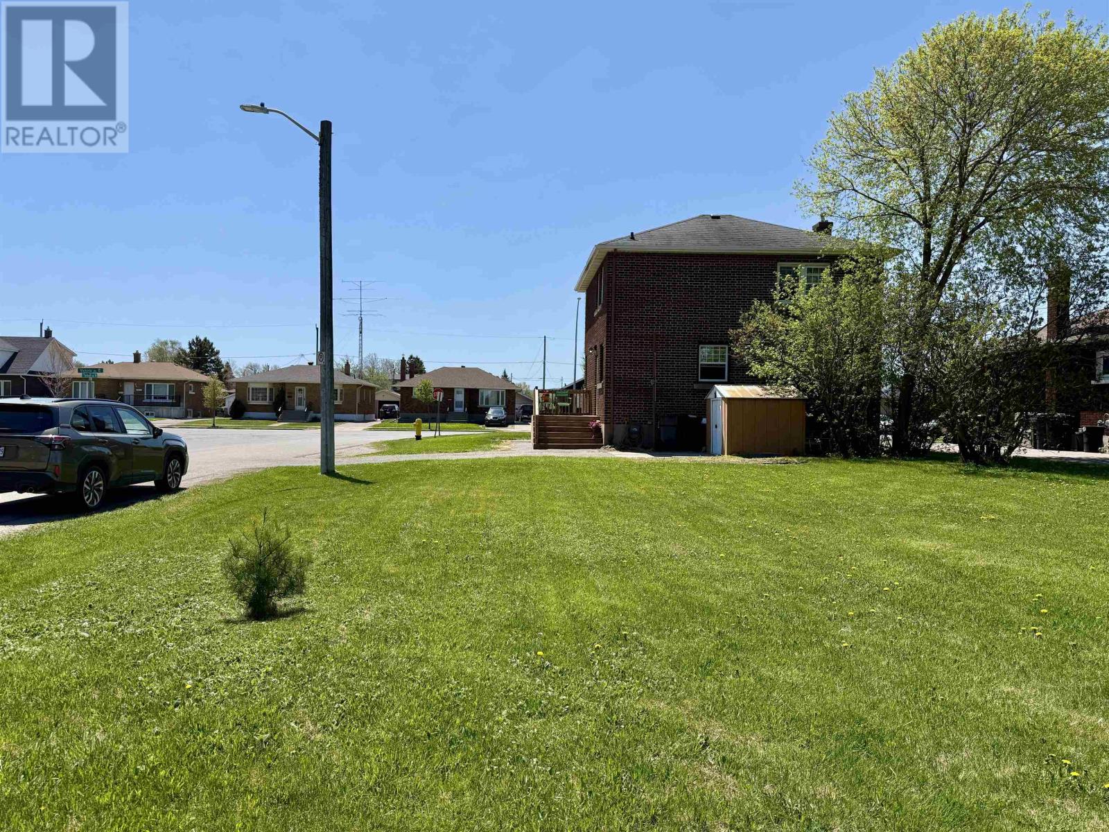 2101 Victoria Ave E, Thunder Bay, Ontario  P7C 1E4 - Photo 45 - TB2601307