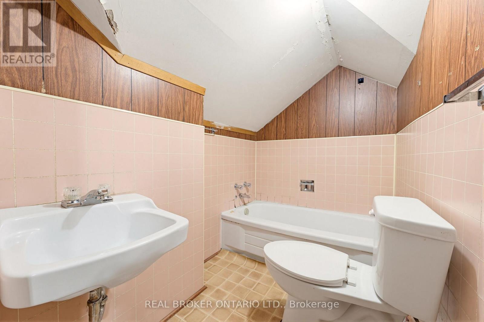 30 Lincoln Avenue, Brantford, Ontario  N3T 4S4 - Photo 20 - X13229364