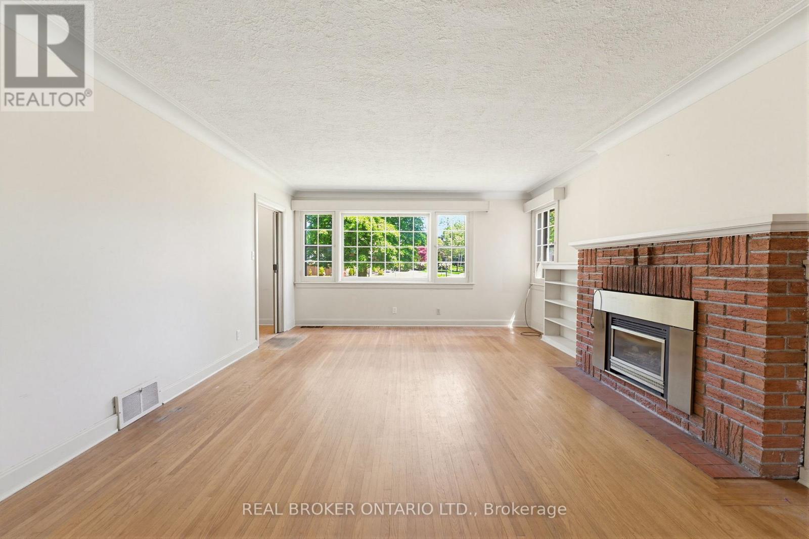 30 Lincoln Avenue, Brantford, Ontario  N3T 4S4 - Photo 7 - X13229364