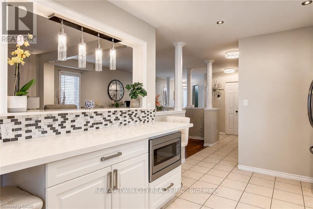 913 Copper Leaf Crescent, Kitchener, Ontario  N2E 3W1 - Photo 15 - X13229454