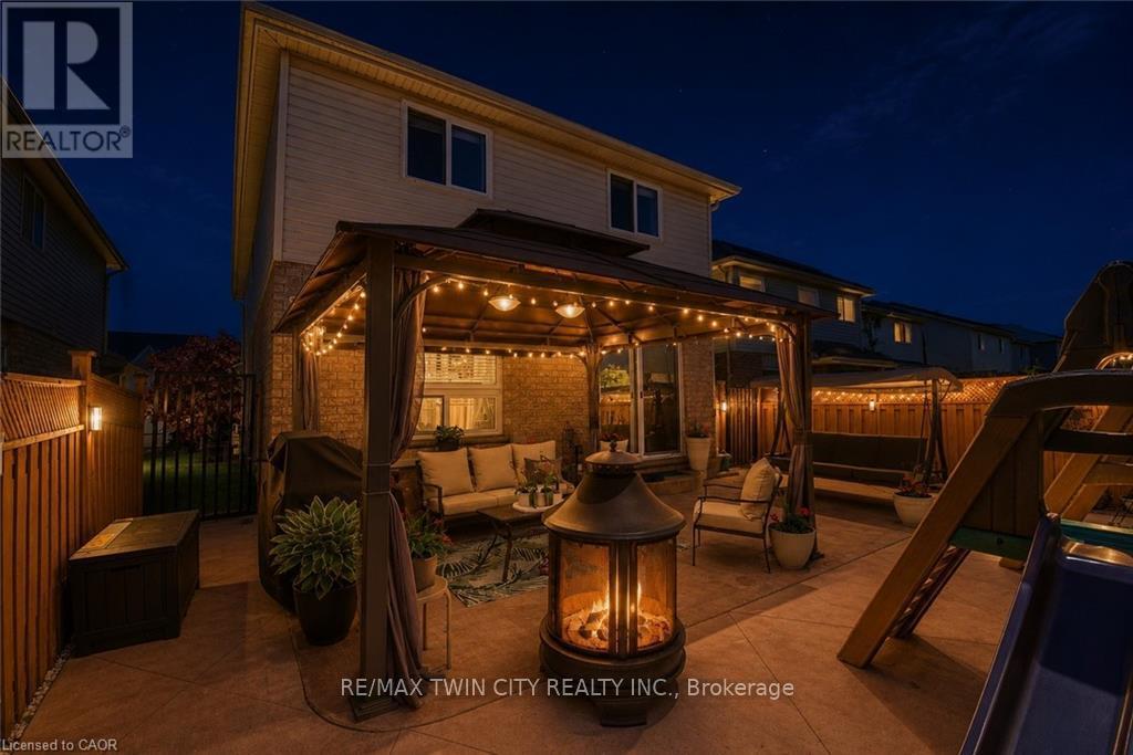 913 Copper Leaf Crescent, Kitchener, Ontario  N2E 3W1 - Photo 35 - X13229454