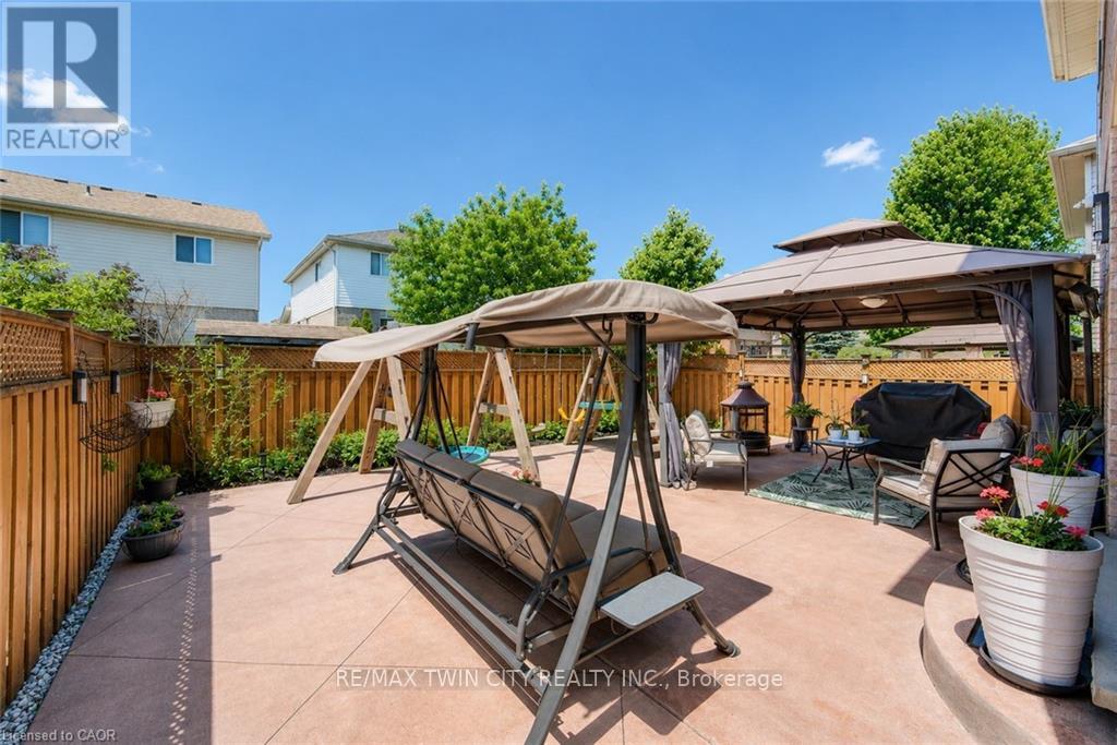 913 Copper Leaf Crescent, Kitchener, Ontario  N2E 3W1 - Photo 36 - X13229454