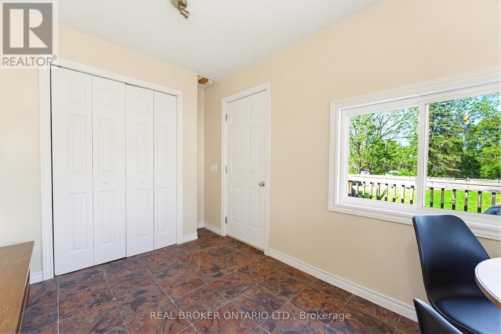 440 Duke Street W, Kitchener, Ontario  N2H 3Y8 - Photo 18 - X13229548