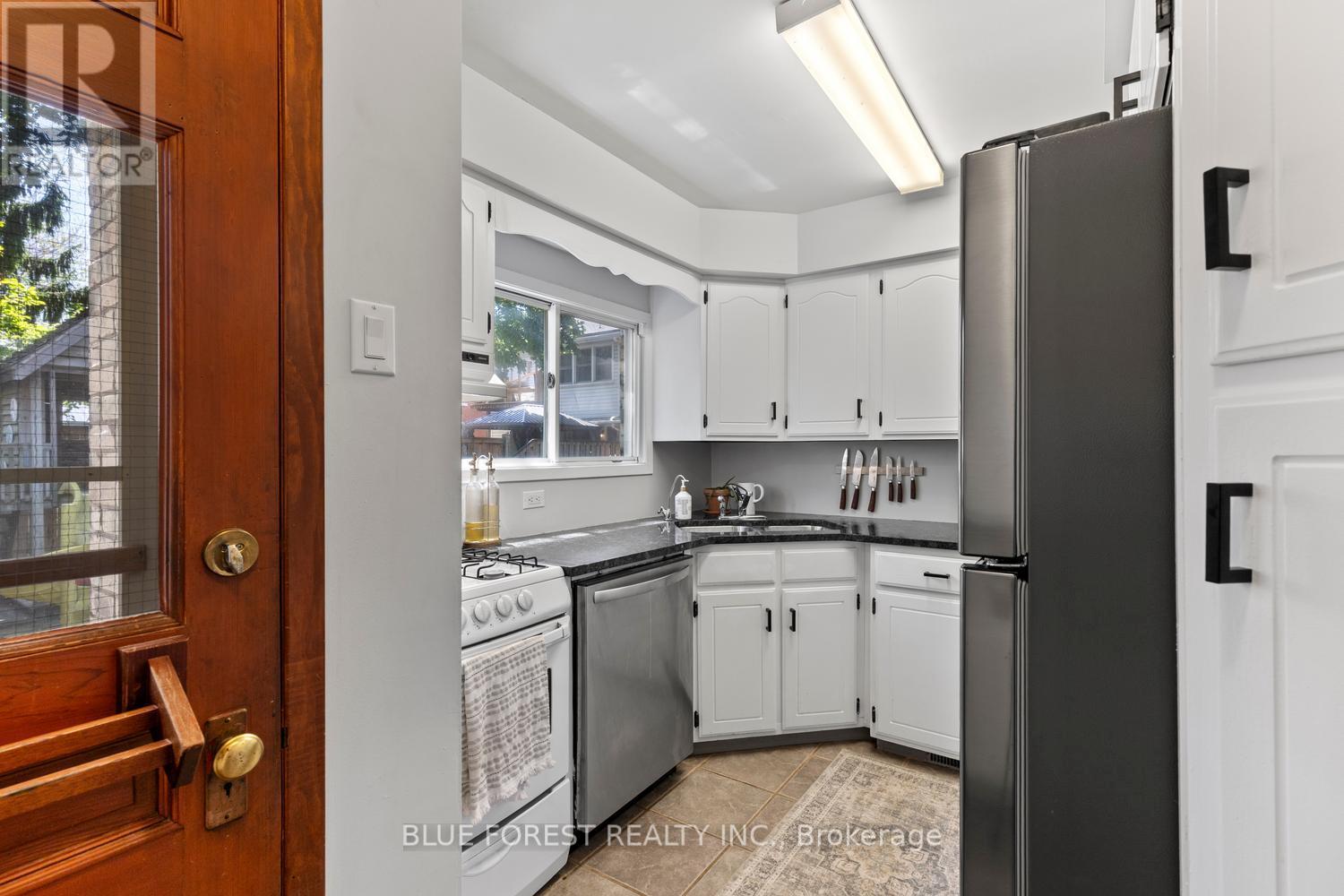 46 Gladstone Avenue, St. Thomas, Ontario  N5R 2L6 - Photo 18 - X13227626