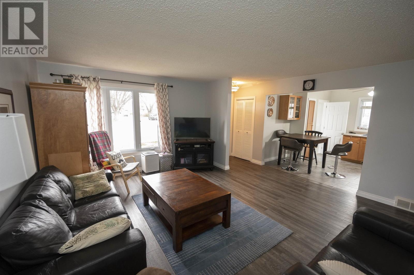 233 Edward Street North, Thunder Bay, Ontario  P7C 4P1 - Photo 4 - TB2601323