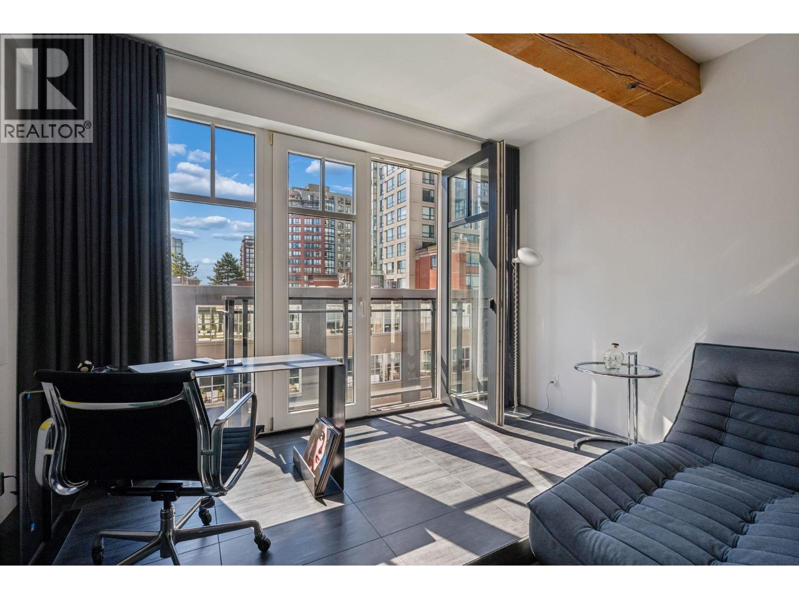 308 1275 HAMILTON STREET, Vancouver, British Columbia