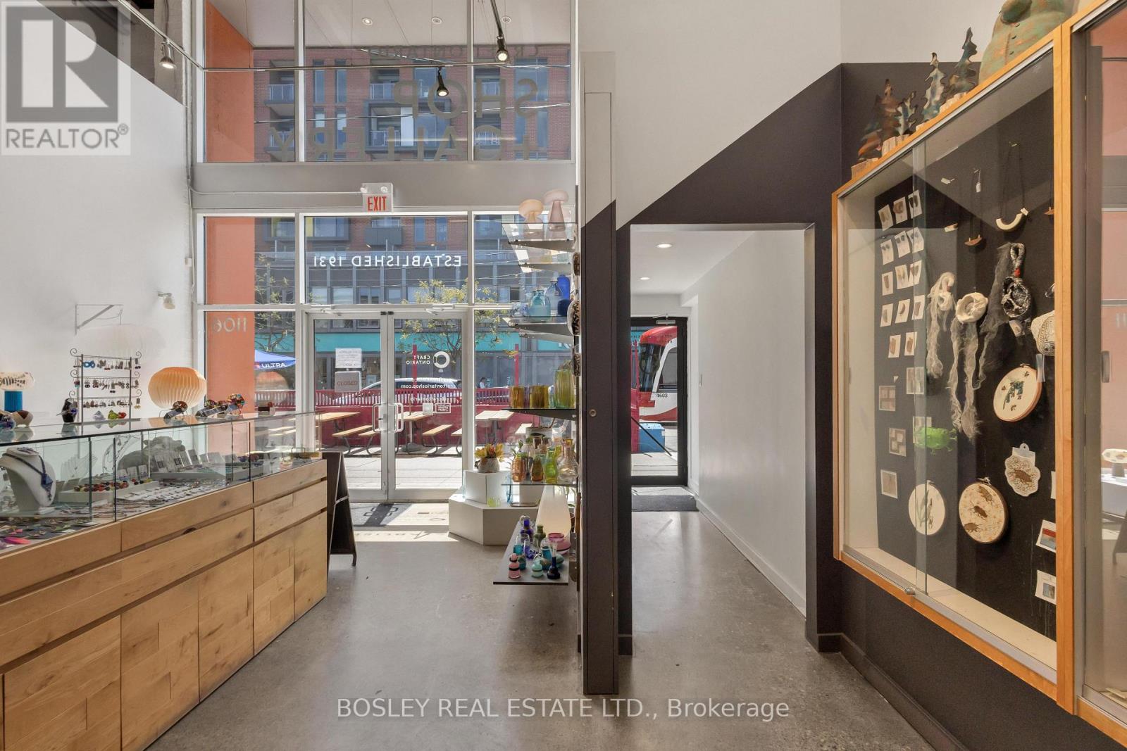1106 Queen Street W, Toronto, Ontario  M6J 1H9 - Photo 9 - C13216168
