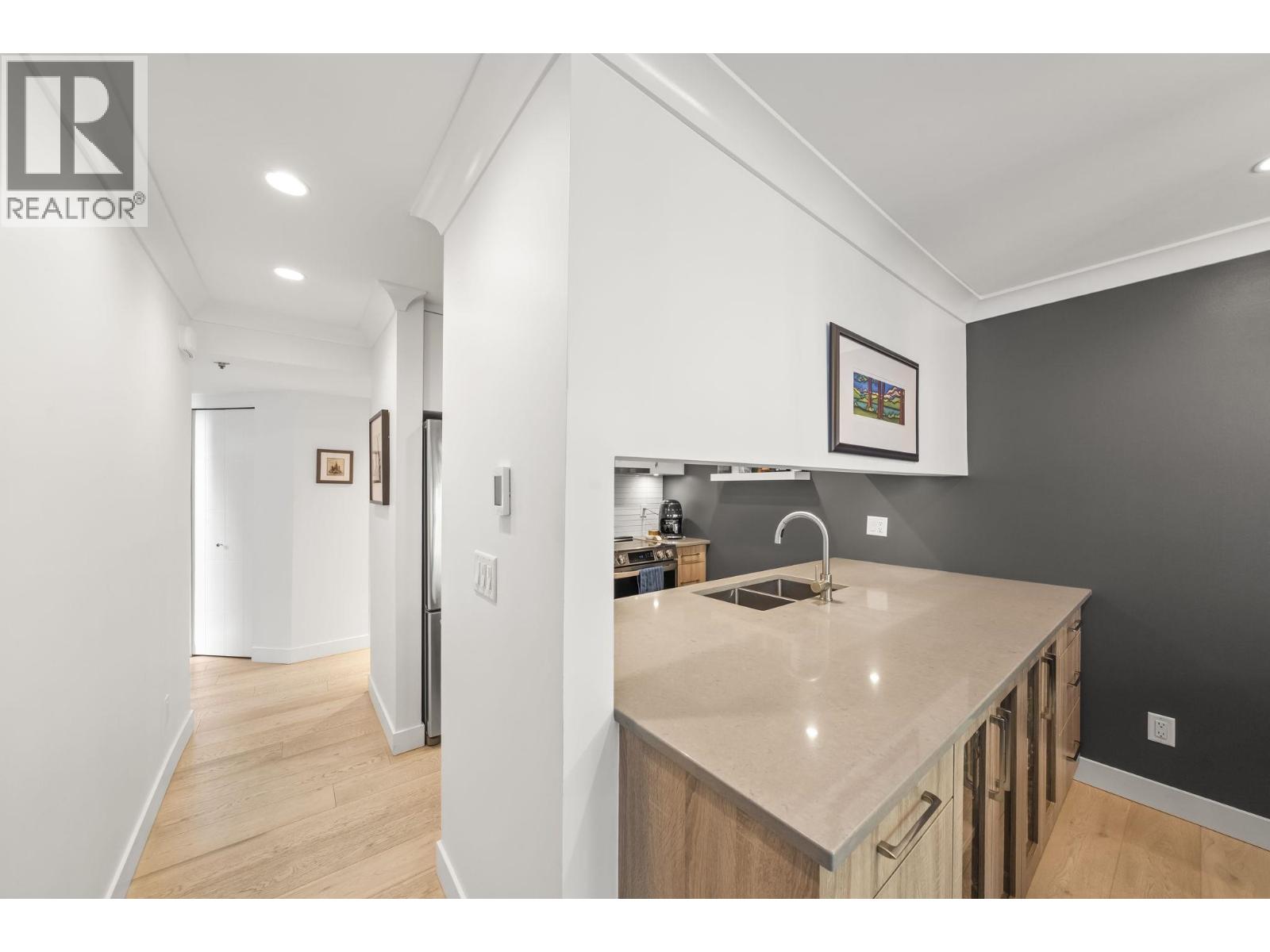 109 888 W 13th Avenue, Vancouver, British Columbia  V5Z 1P2 - Photo 9 - R3130976