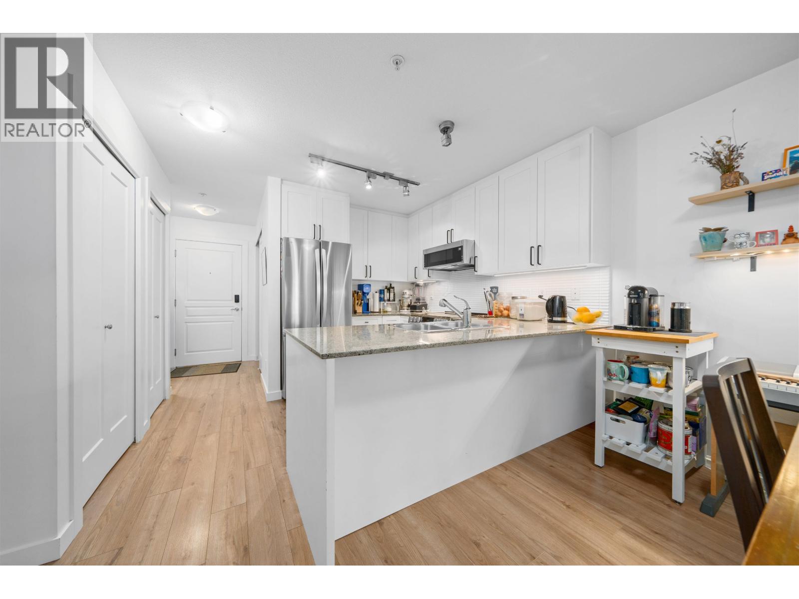 203 4833 Brentwood Drive, Burnaby, British Columbia  V5C 0C3 - Photo 10 - R3130984