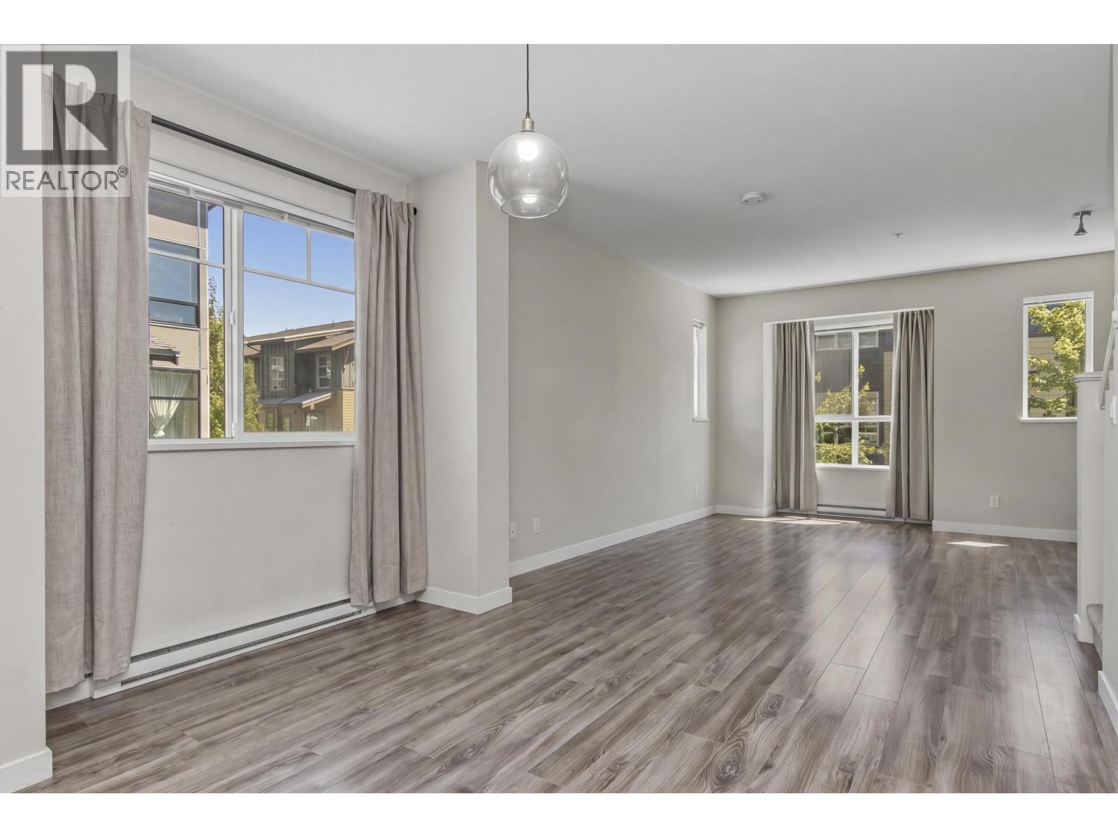 38359 Eaglewind Boulevard, Squamish, British Columbia  V8B 0V9 - Photo 6 - R3131012