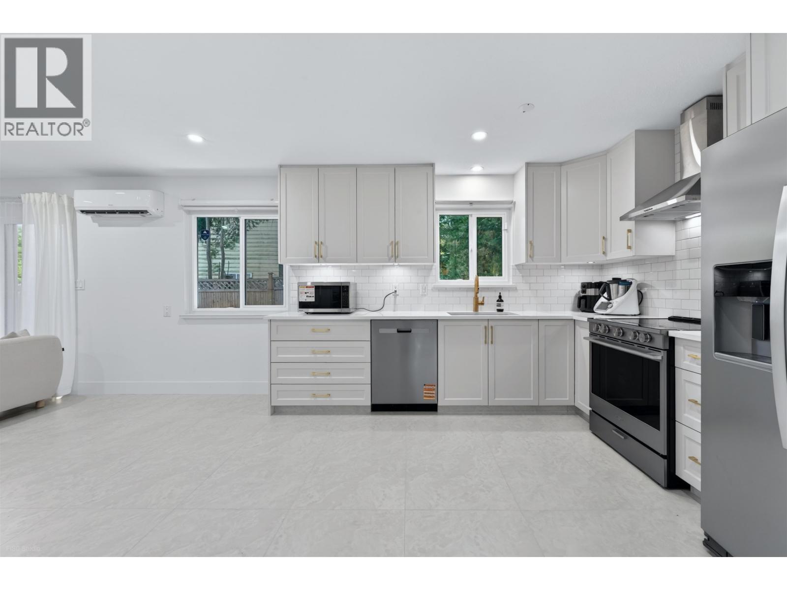 6020 Comstock Road, Richmond, British Columbia  V7C 2X4 - Photo 9 - R3131014