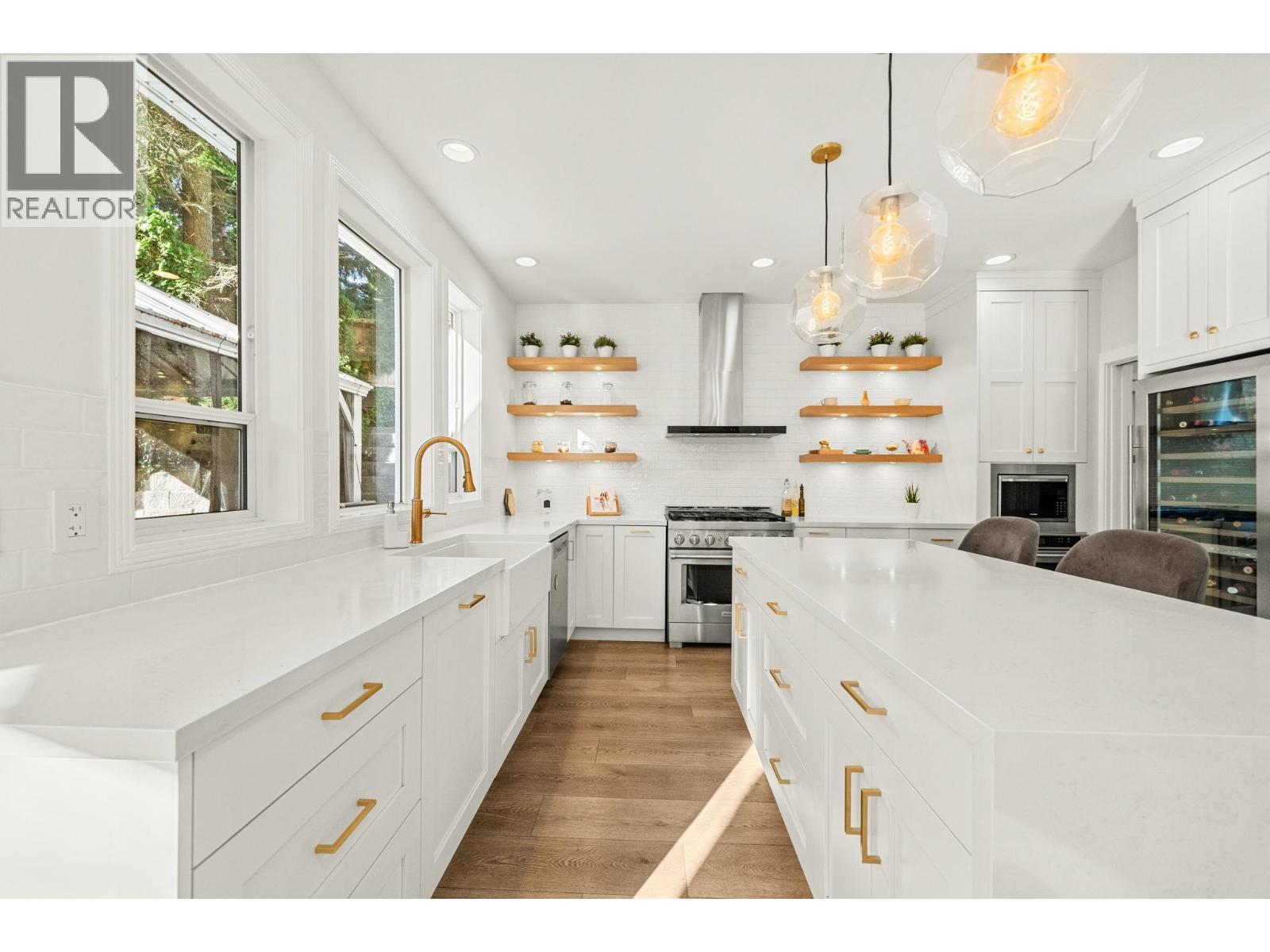 1725 Orkney Place, North Vancouver, British Columbia  V7H 2Z1 - Photo 6 - R3130986