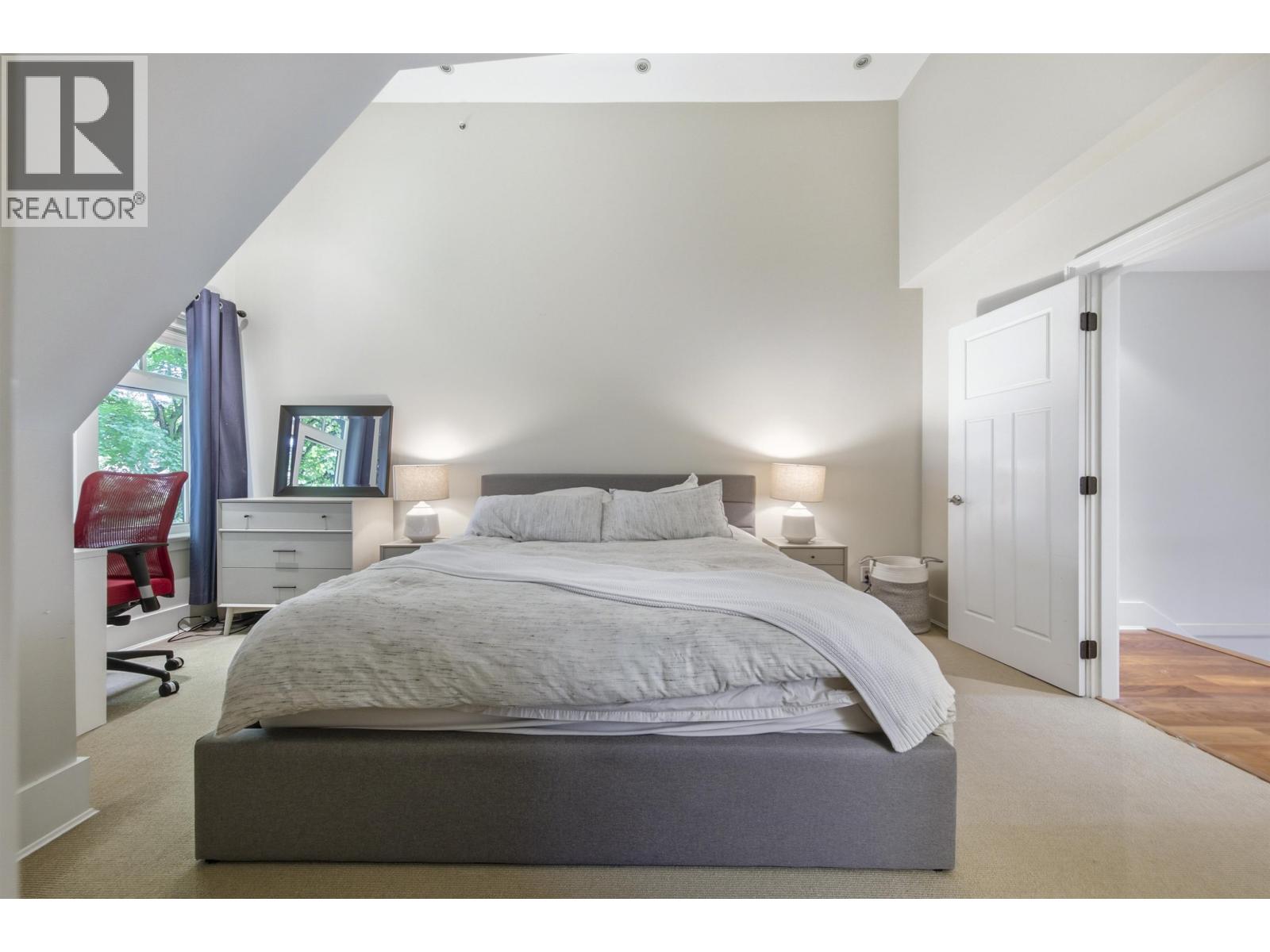 2436 W 8th Avenue, Vancouver, British Columbia  V6K 2B1 - Photo 5 - R3130999