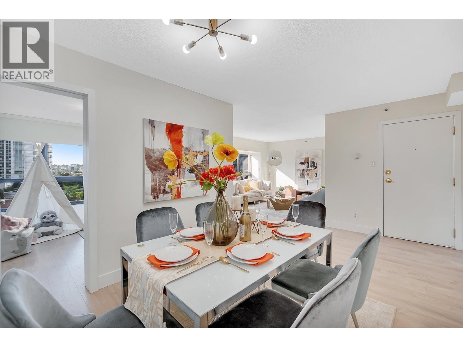 602 1177 Pacific Boulevard, Vancouver, British Columbia  V6Z 2R8 - Photo 11 - R3131031