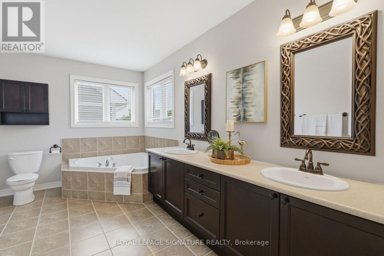 274 Montgomery Avenue, Whitby, Ontario  L1M 0B6 - Photo 28 - E13229612