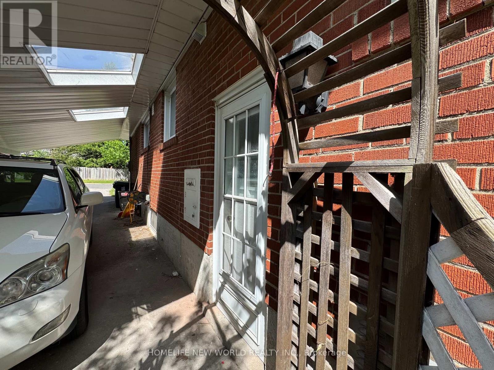 47 Shropshire Drive, Toronto, Ontario  M1P 1Y8 - Photo 12 - E13229666