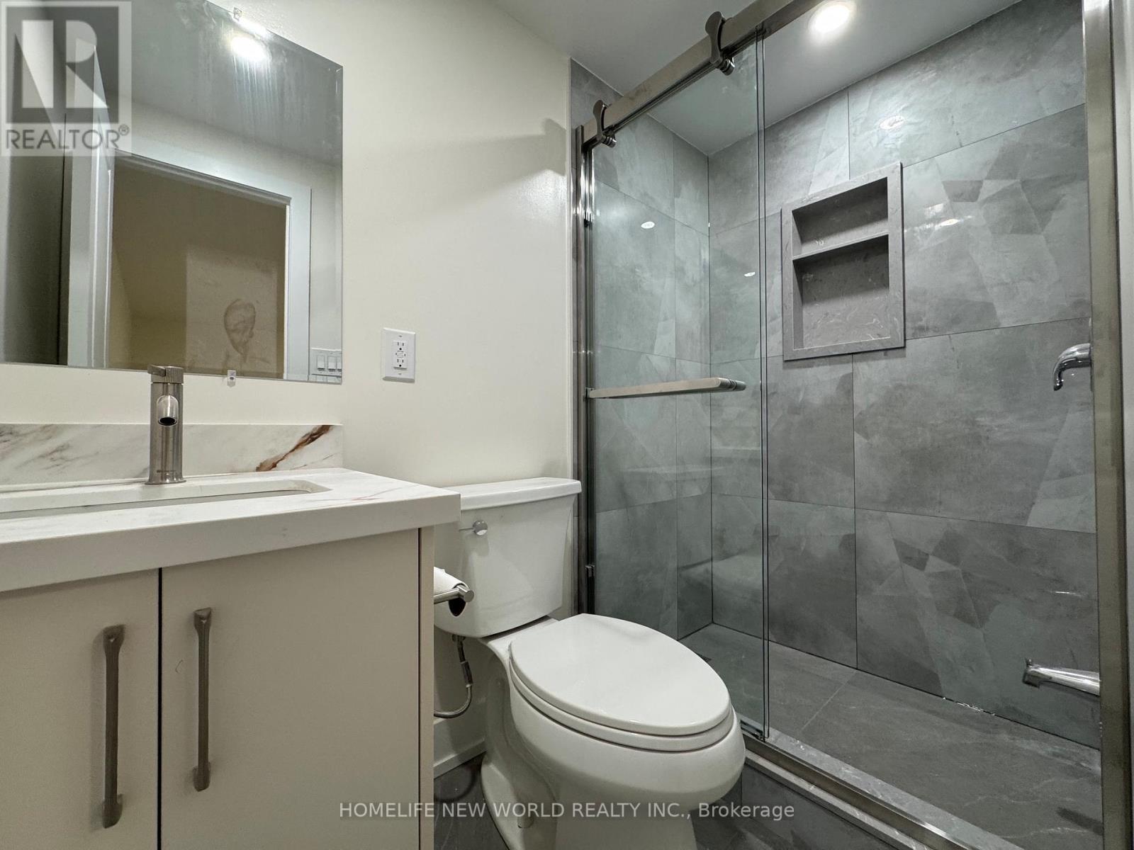 47 Shropshire Drive, Toronto, Ontario  M1P 1Y8 - Photo 5 - E13229666