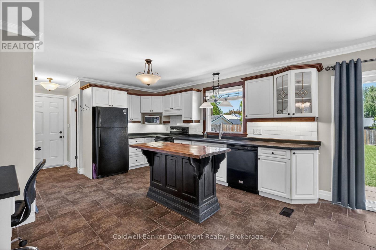116 Sanders Street E, South Huron, Ontario  N0M 1S1 - Photo 14 - X13229694