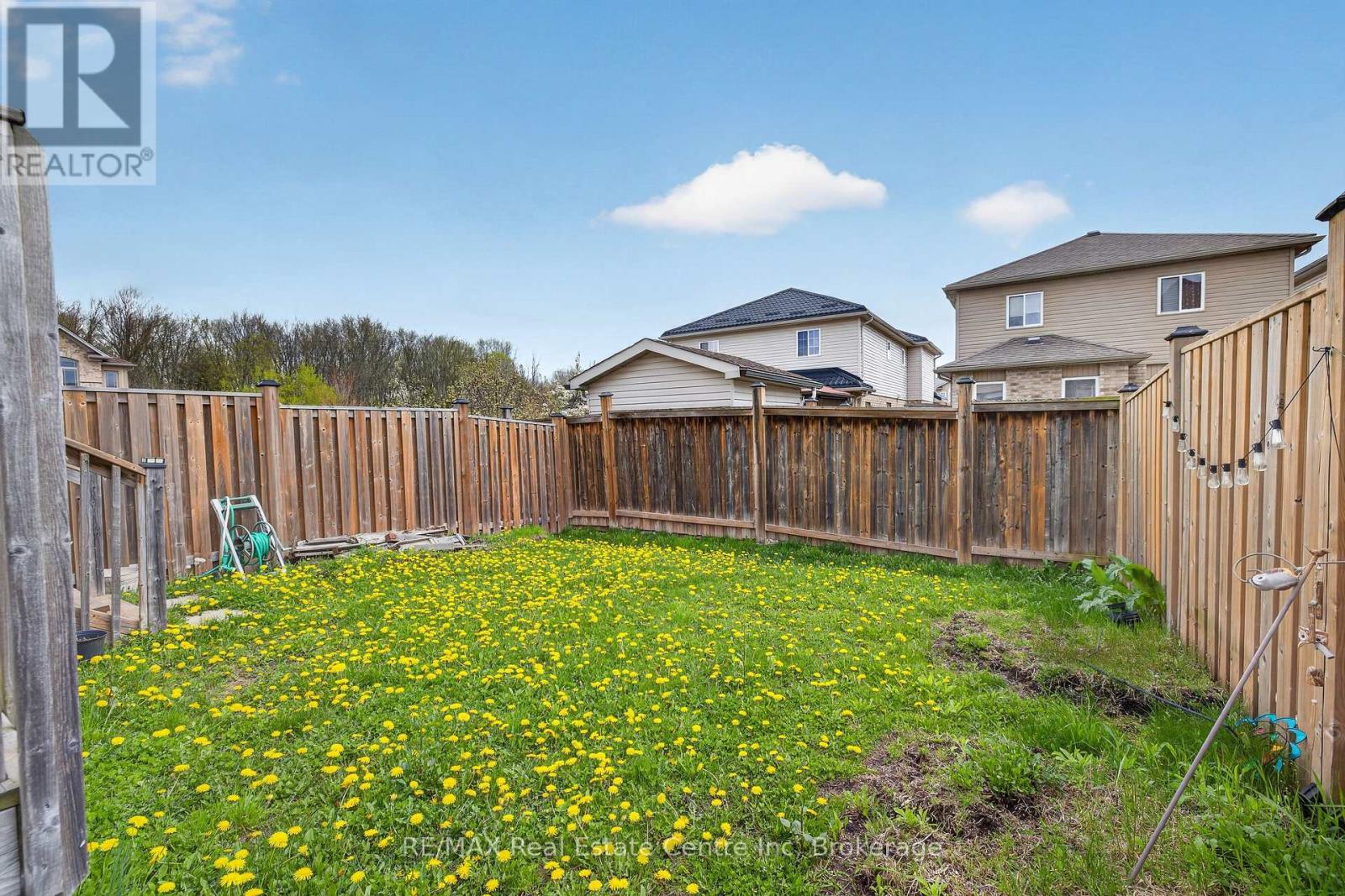 4 Drone Crescent, Guelph, Ontario N1K 0C1 - Photo 11 - X13229716