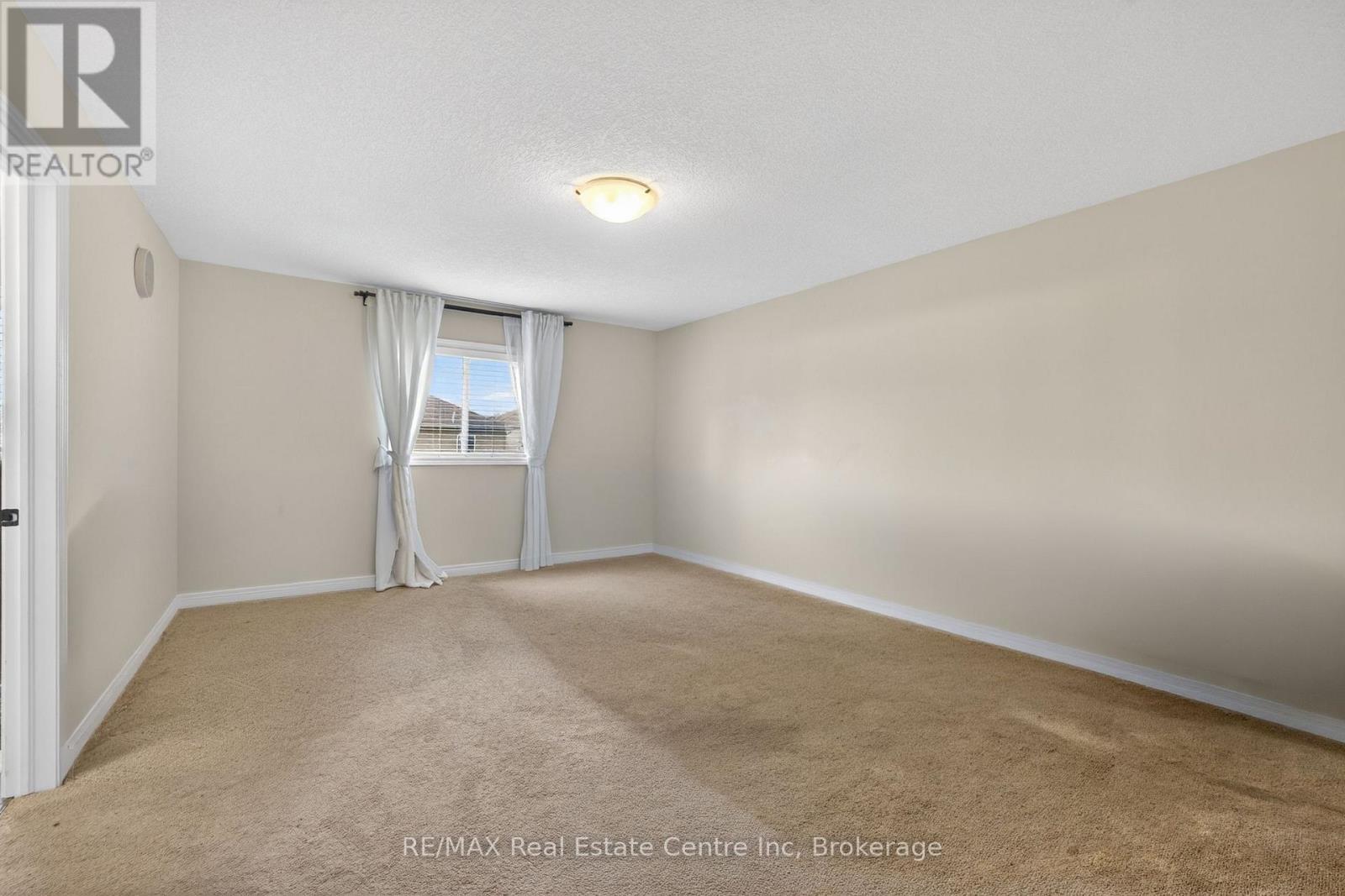 4 Drone Crescent, Guelph, Ontario N1K 0C1 - Photo 25 - X13229716