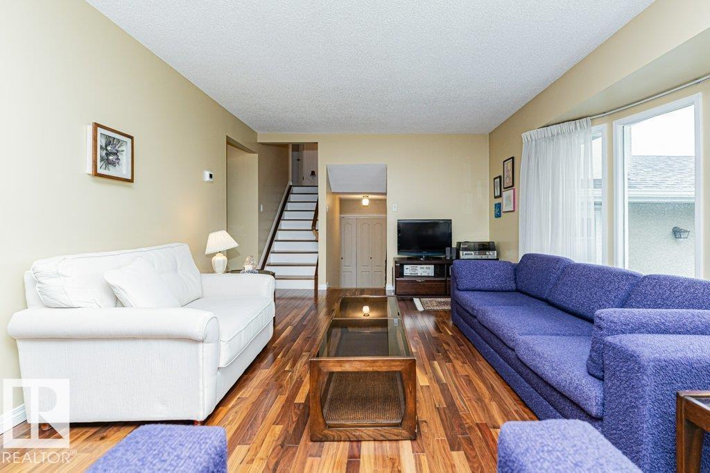 10543 35 Av Nw, Edmonton, Alberta  T6J 2M1 - Photo 5 - E4491297