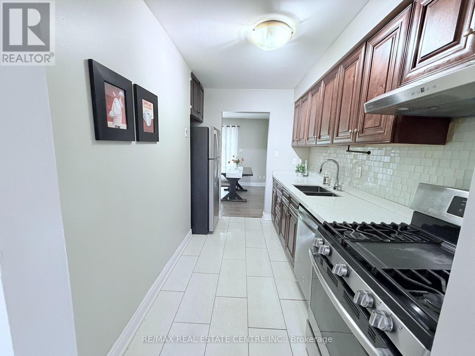 17 - 2755 Windwood Drive, Mississauga, Ontario  L5N 2C8 - Photo 11 - W12953320