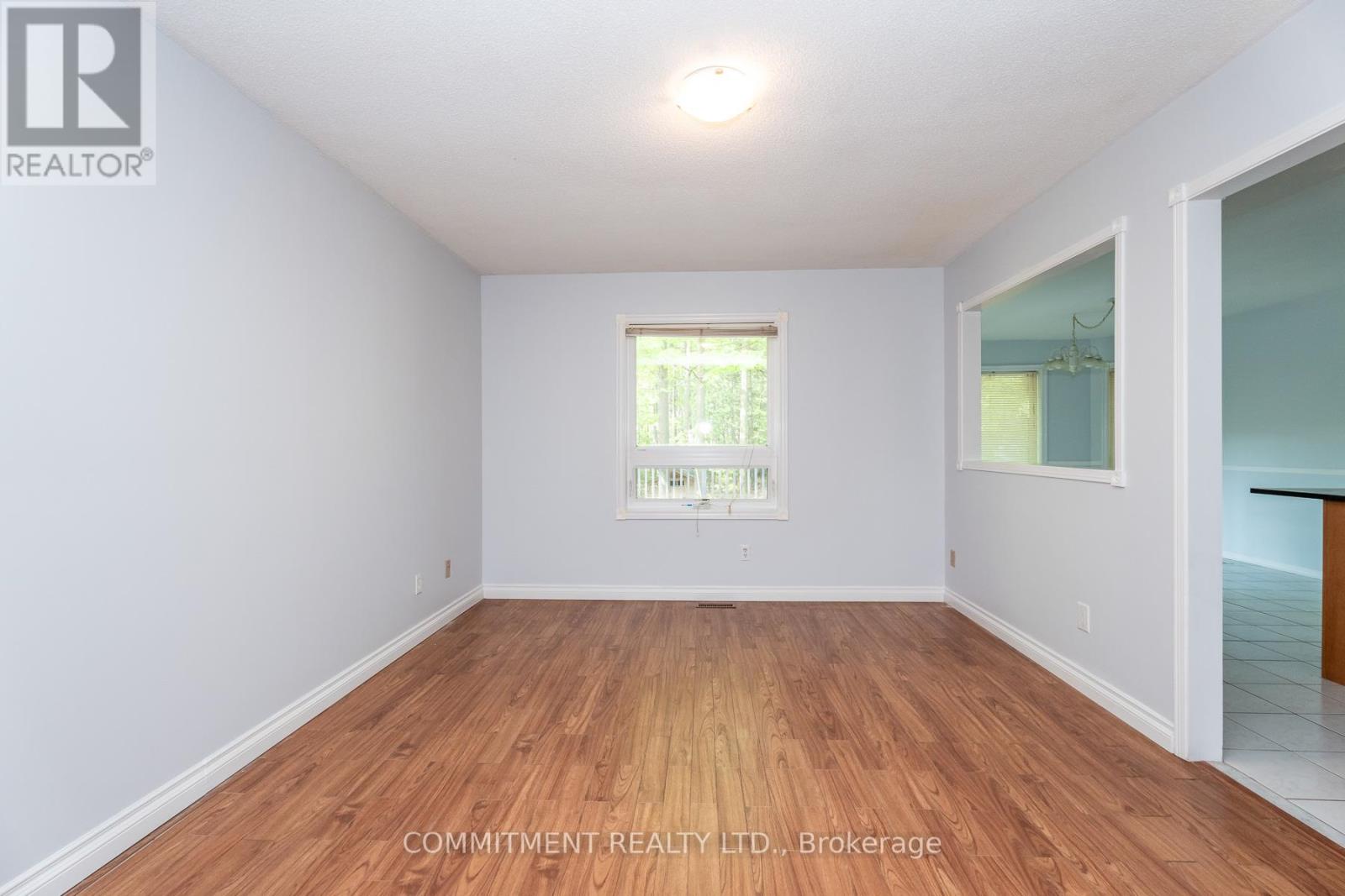 39 Downer Crescent, Wasaga Beach, Ontario  L9Z 1C3 - Photo 17 - S13229600