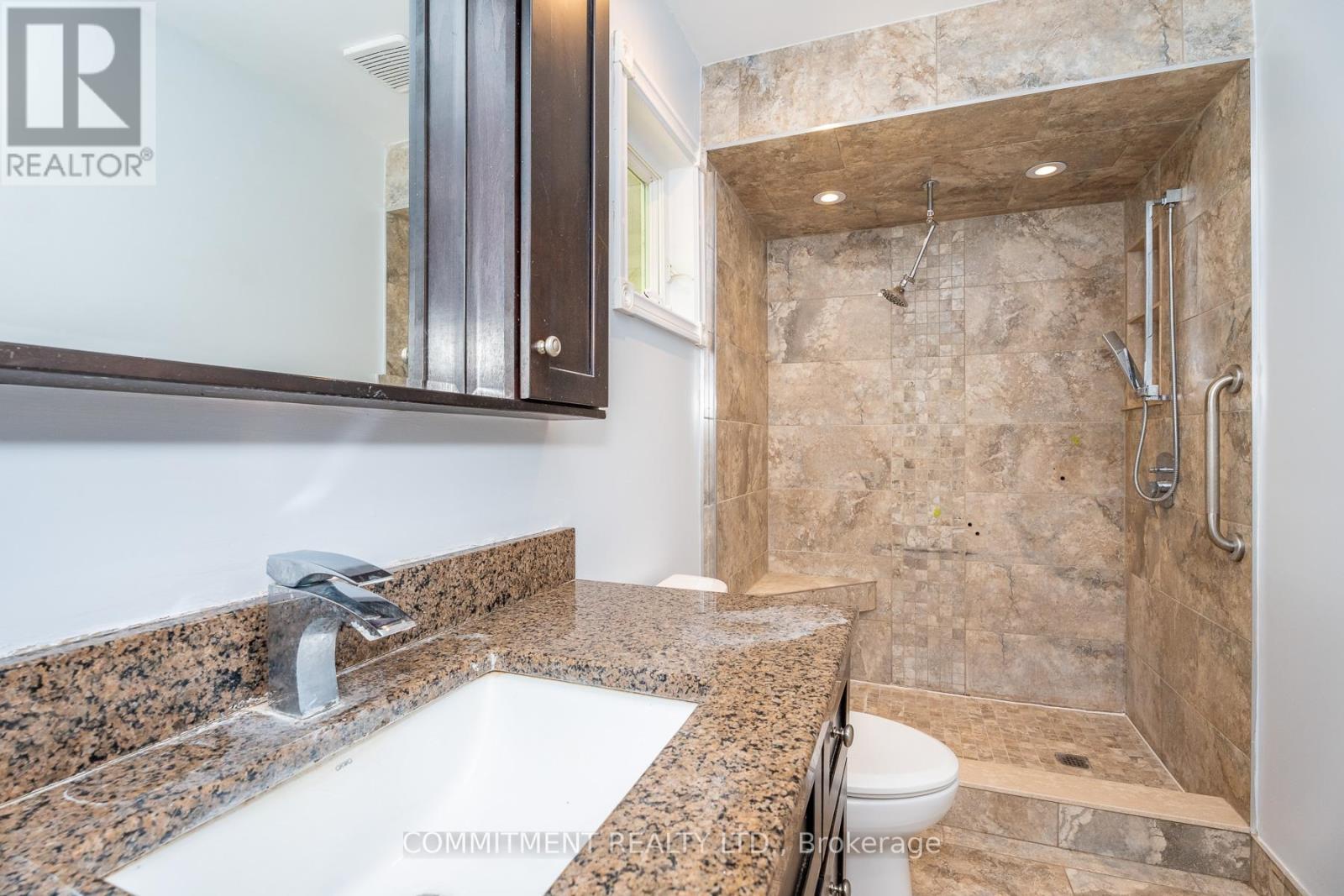 39 Downer Crescent, Wasaga Beach, Ontario  L9Z 1C3 - Photo 46 - S13229600