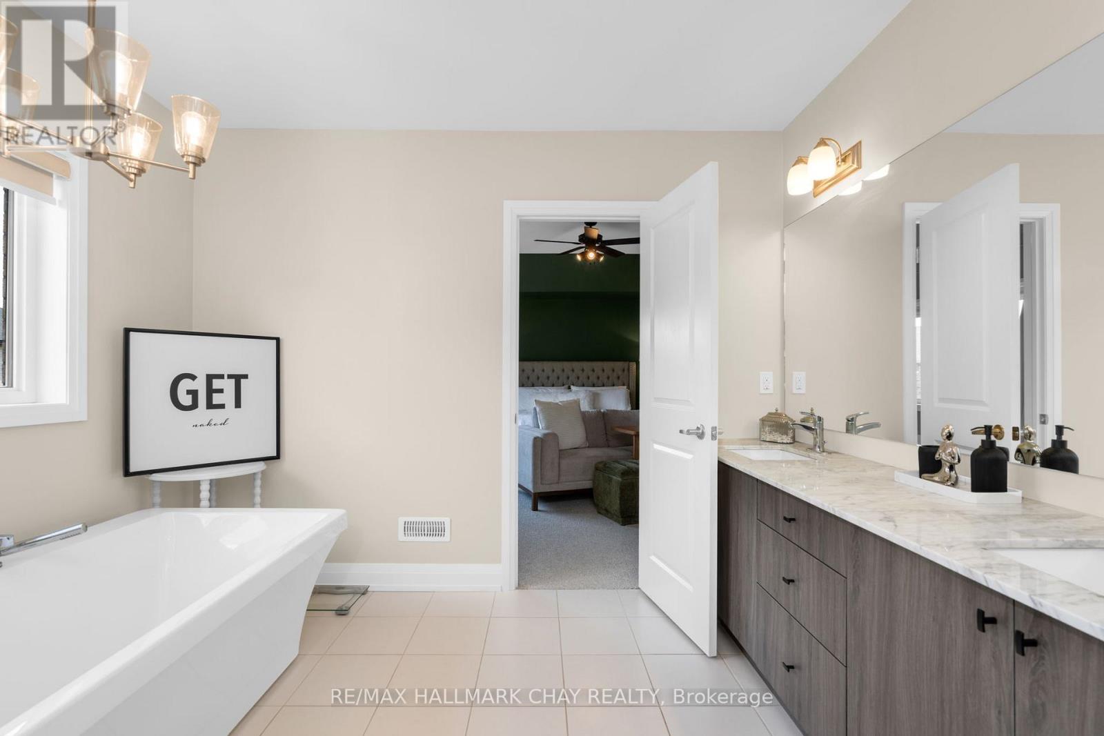 43 Calypso Avenue, Springwater (Midhurst), Ontario  L0L 1Y3 - Photo 25 - S13229690