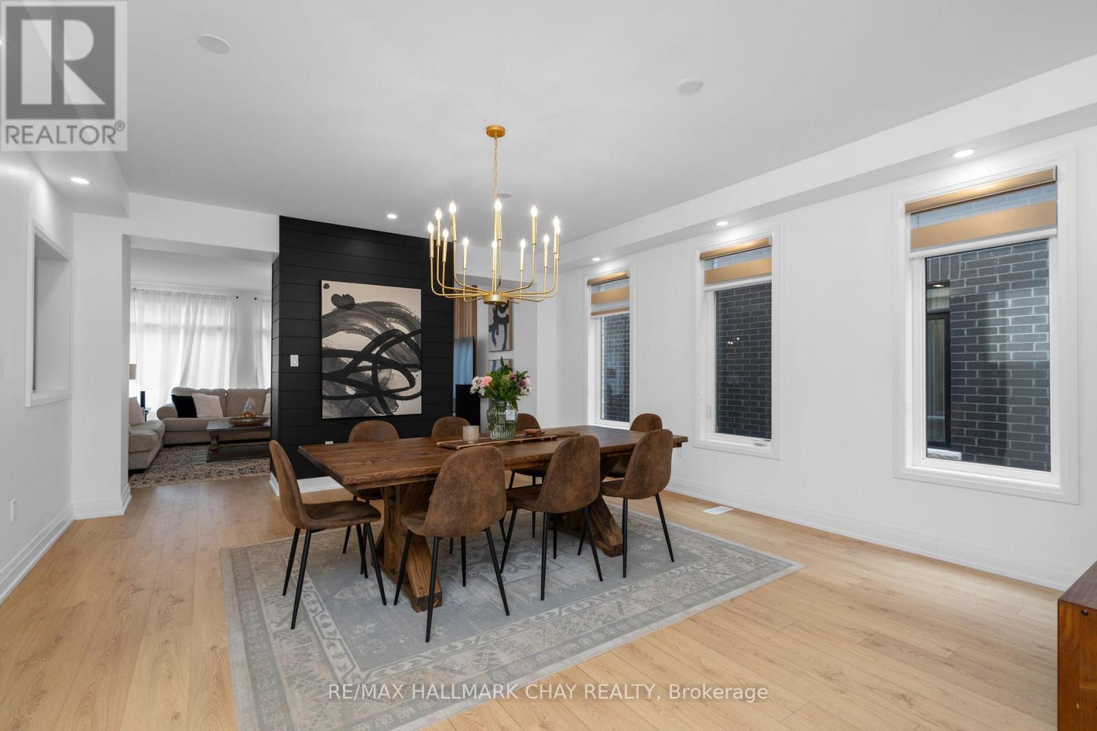 43 Calypso Avenue, Springwater (Midhurst), Ontario  L0L 1Y3 - Photo 4 - S13229690