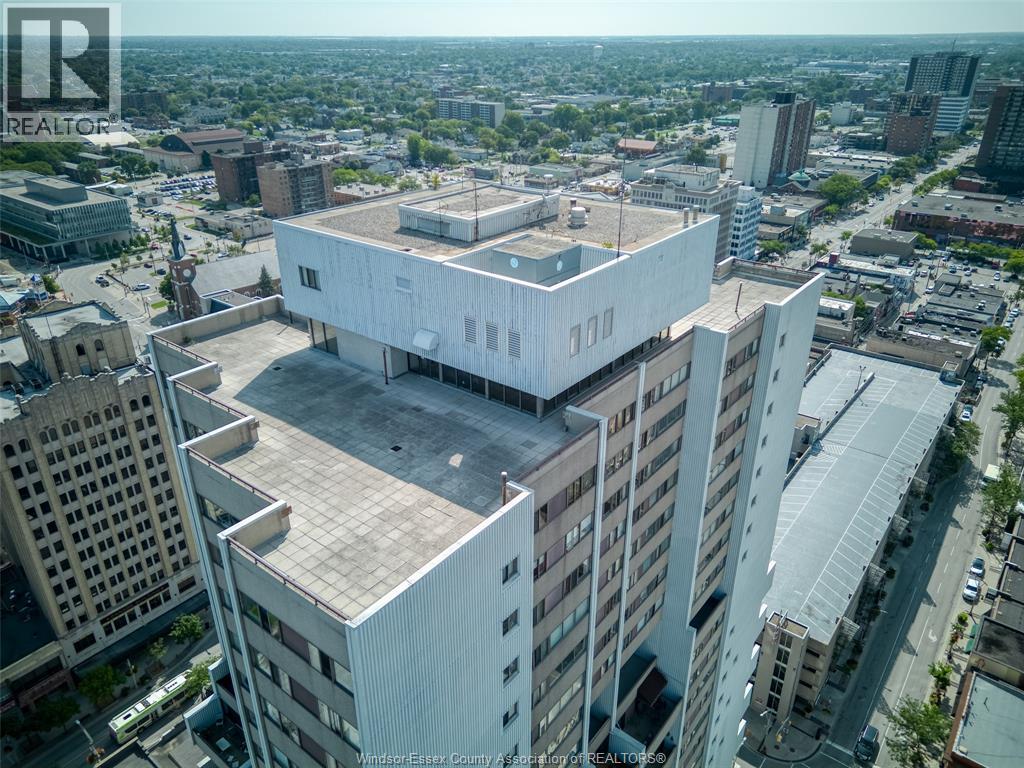 380 PELISSIER STREET Unit# 2103, windsor, Ontario