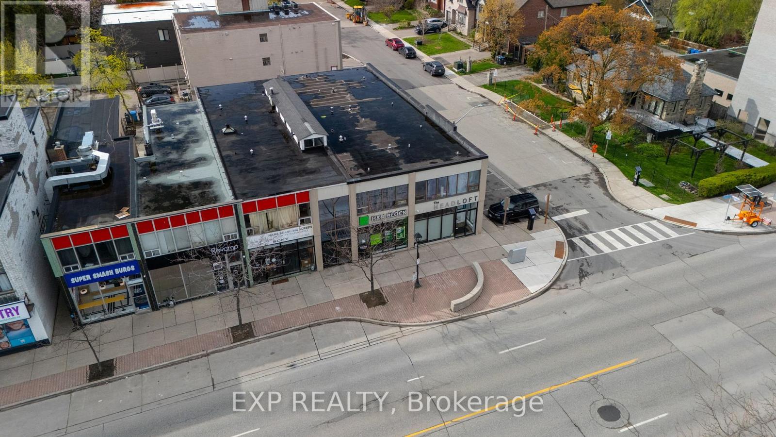 258 Lakeshore Road E, Mississauga, Ontario  L5G 1G9 - Photo 16 - W13229686