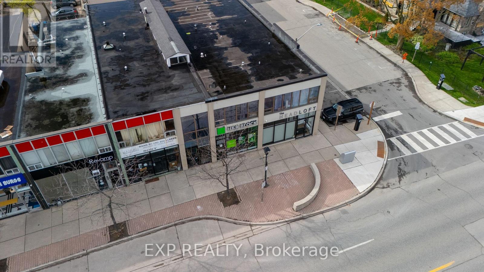 258 Lakeshore Road E, Mississauga, Ontario  L5G 1G9 - Photo 17 - W13229686