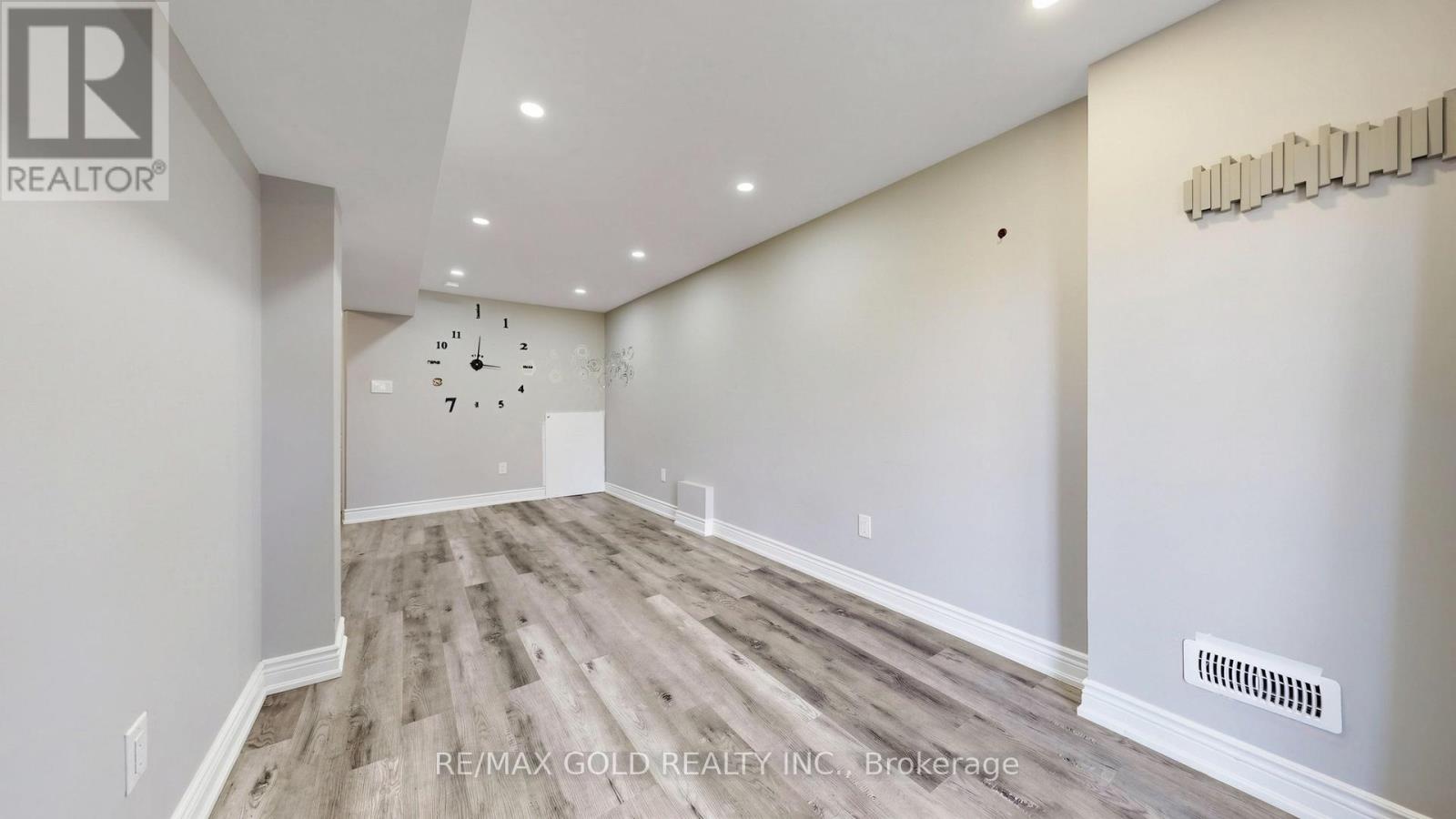9 Edgewater Court, Brampton, Ontario  L6R 0W8 - Photo 35 - W13229700
