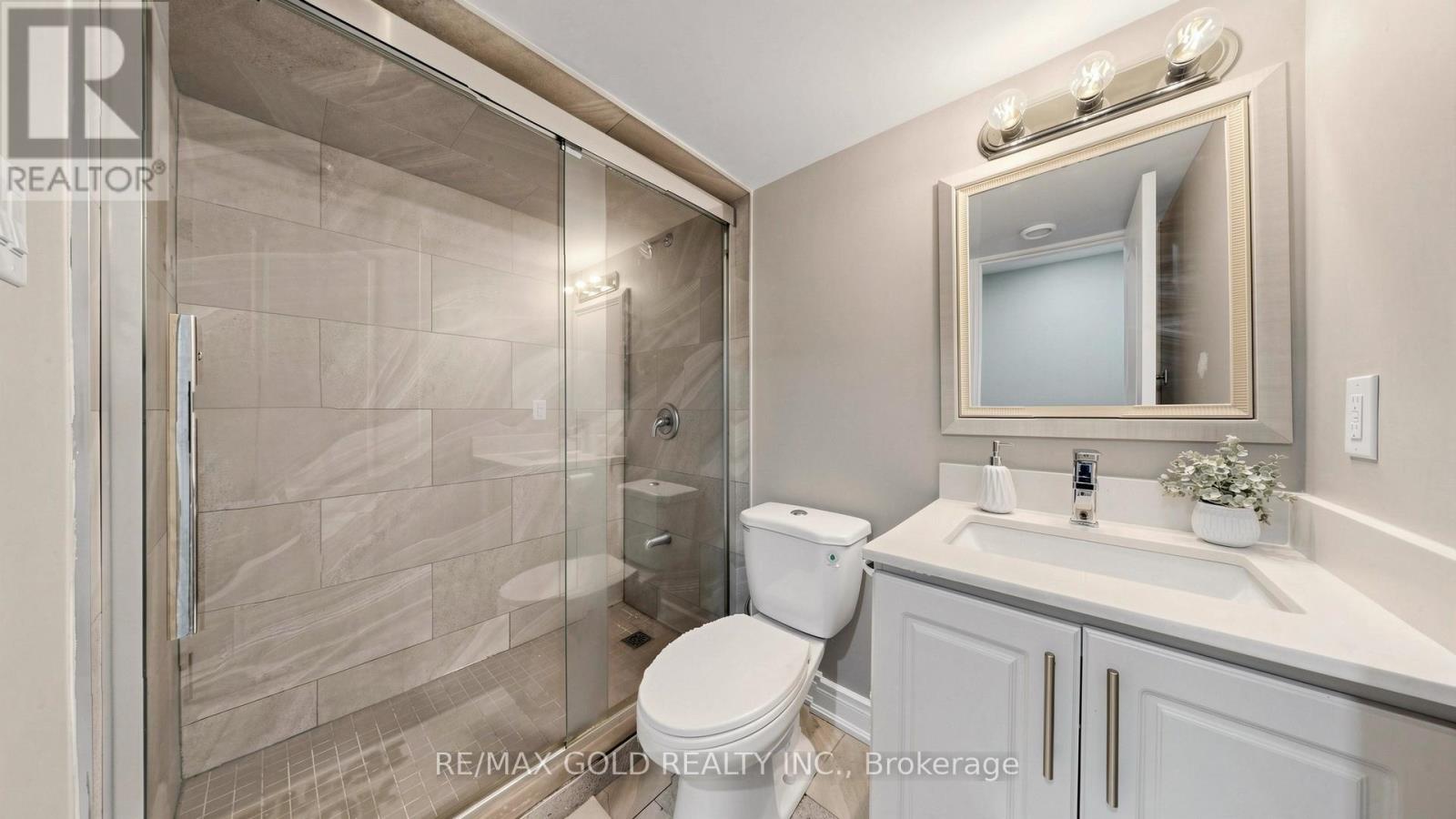 9 Edgewater Court, Brampton, Ontario  L6R 0W8 - Photo 37 - W13229700