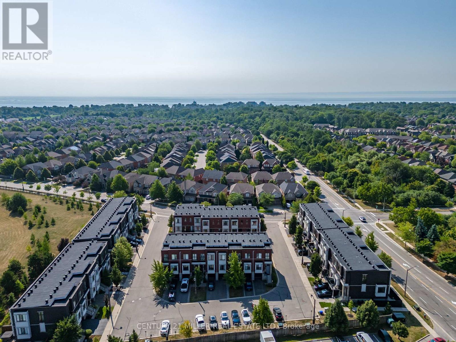 469 Nautical Boulevard, Oakville, Ontario  L6L 0E8 - Photo 2 - W13229704