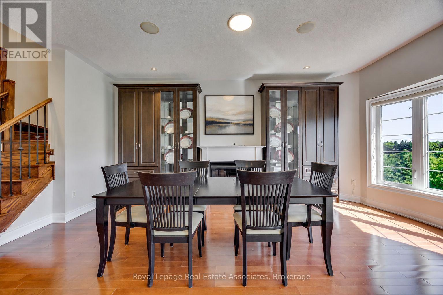 5453 Bestview Way, Mississauga, Ontario  L5M 0B1 - Photo 5 - W13229706