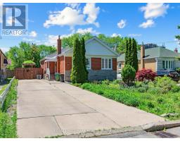 34 GREYLAWN CRESCENT, Toronto, Ontario