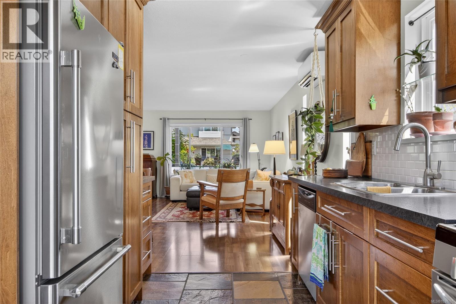 3305 Ninth St, Cumberland, British Columbia  V0R 1S0 - Photo 61 - 1038765