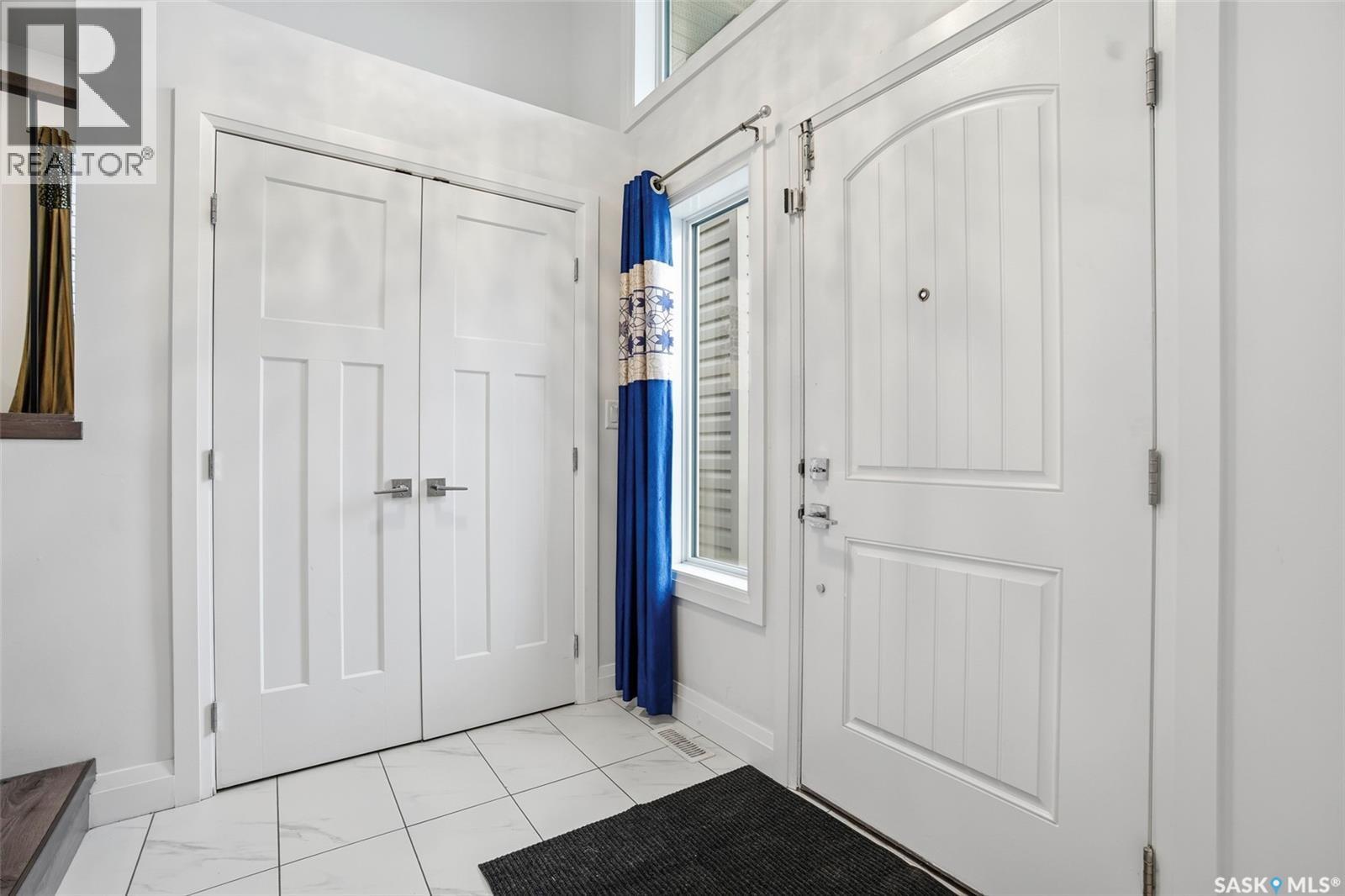 434 Mcarthur Crescent, Saskatoon, Saskatchewan  S7L 6Y3 - Photo 3 - SK037942