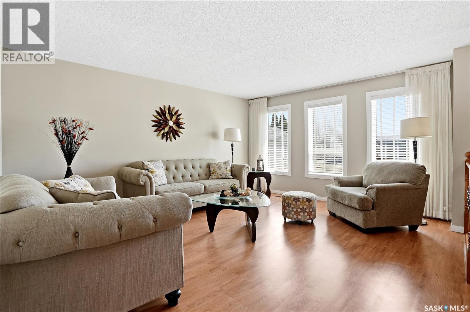 315 Smith Place, Saskatoon, Saskatchewan  S7M 5E7 - Photo 4 - SK037559