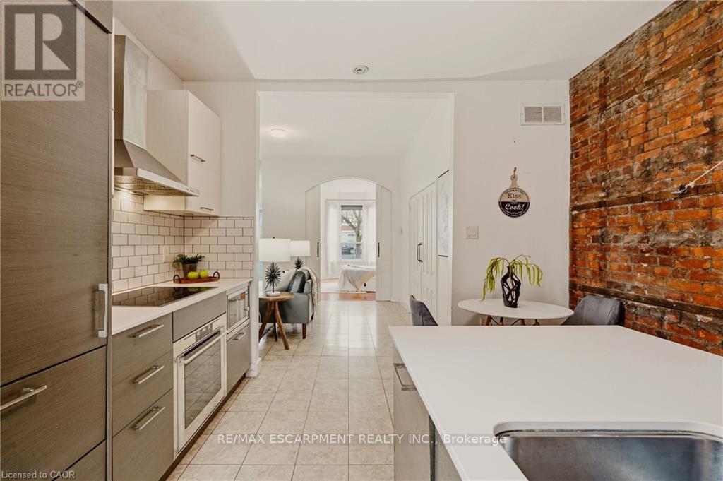 163 Victoria Avenue N, Hamilton, Ontario  L8L 5E9 - Photo 12 - X13229710